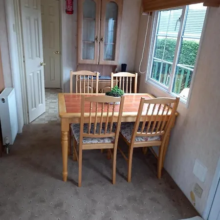 Adorable Caravan In Western Lakes Workington