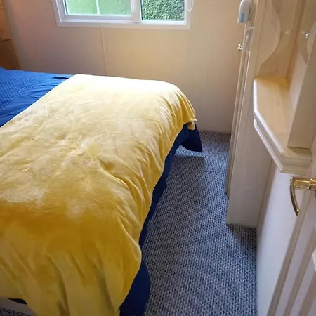 Adorable Caravan In Western Lakes Workington